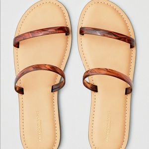 Tortoise skinny strap sandal American Eagle NWT